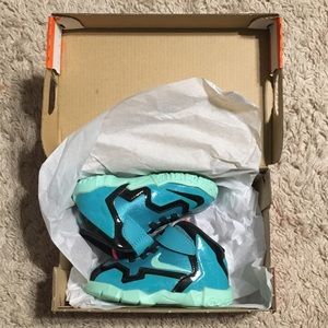 Nike Lebron XI, Toddler 5C